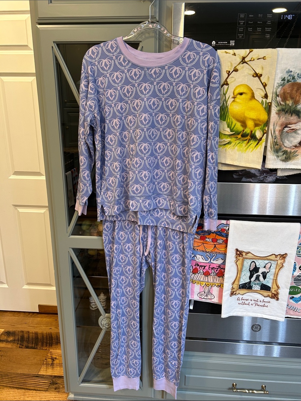 The Beaufort Bonnet Company Lavender Bow Pajama Set Small